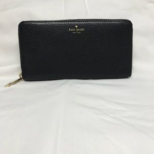 Kate Spade Zip Around According Wallet. Authentic